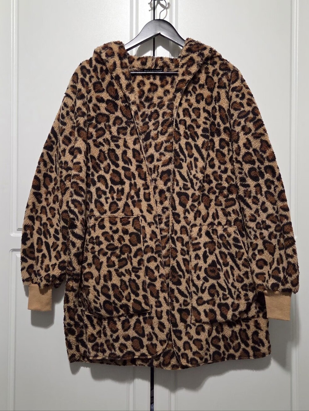 Zilcremo Womens Leopard Oversized Soft Fleece Open Front Hooded Teddy Cardigan